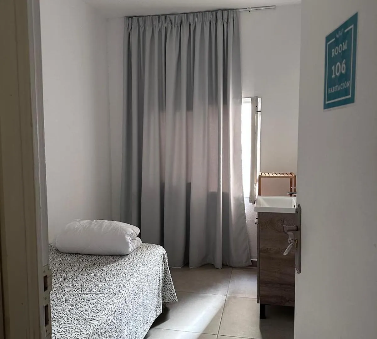 Cisne By Nest Hostel 샌안토니오 스페인